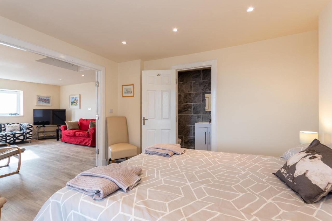 Stunning Shore Front House In Historic Cellardyke Anstruther Exteriör bild