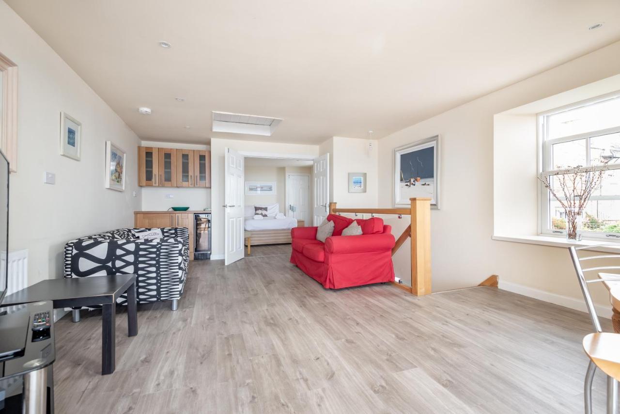Stunning Shore Front House In Historic Cellardyke Anstruther Exteriör bild